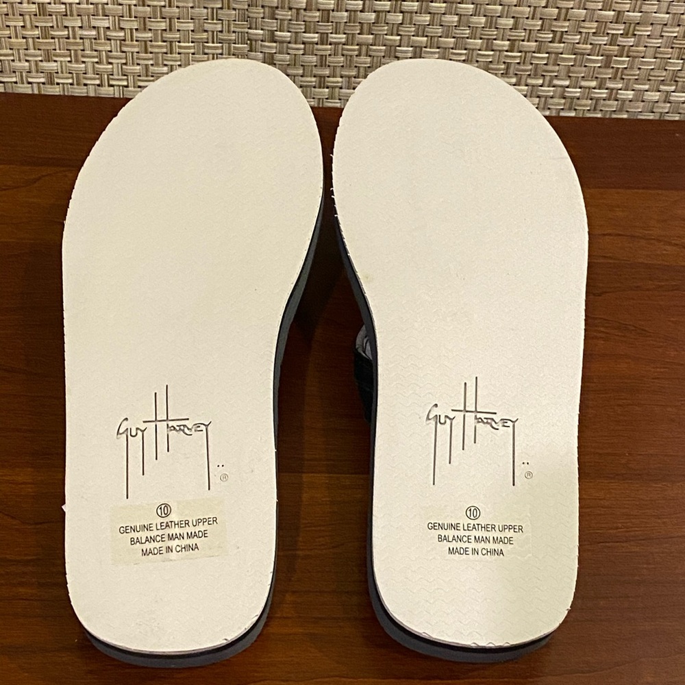 Size 10 SUEDE Guy Harvey Black Flip-Flop Sandals - Picture 7 of 8